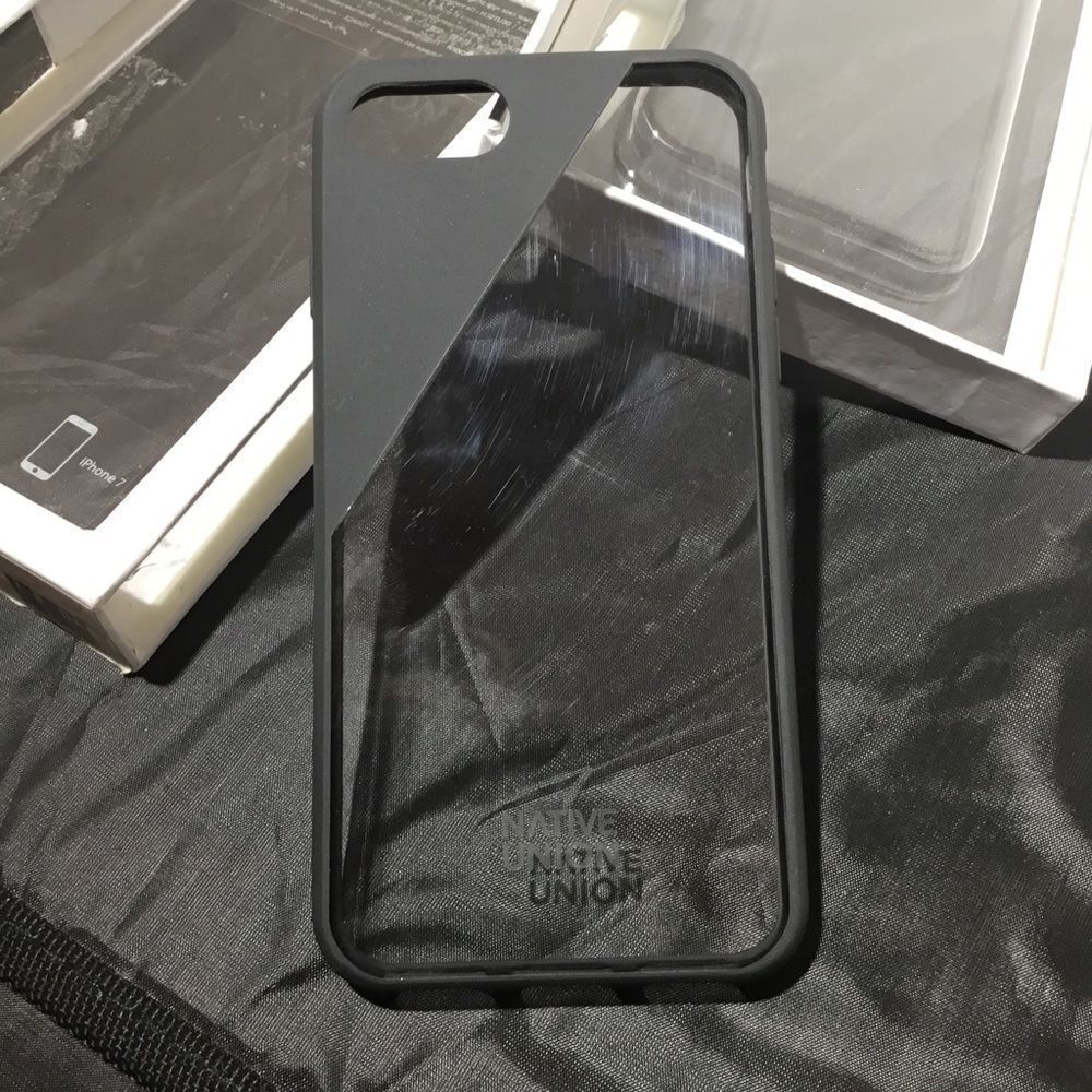 Native Union CLIC Crystal iPhone 7 Case (H) - Picture 3 of 5